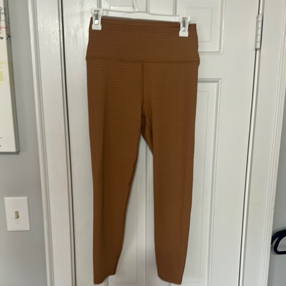 Carbon38 leggings size medium